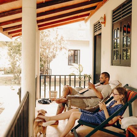 Beach Lagoon Guesthouse 탕갈레 외부 사진