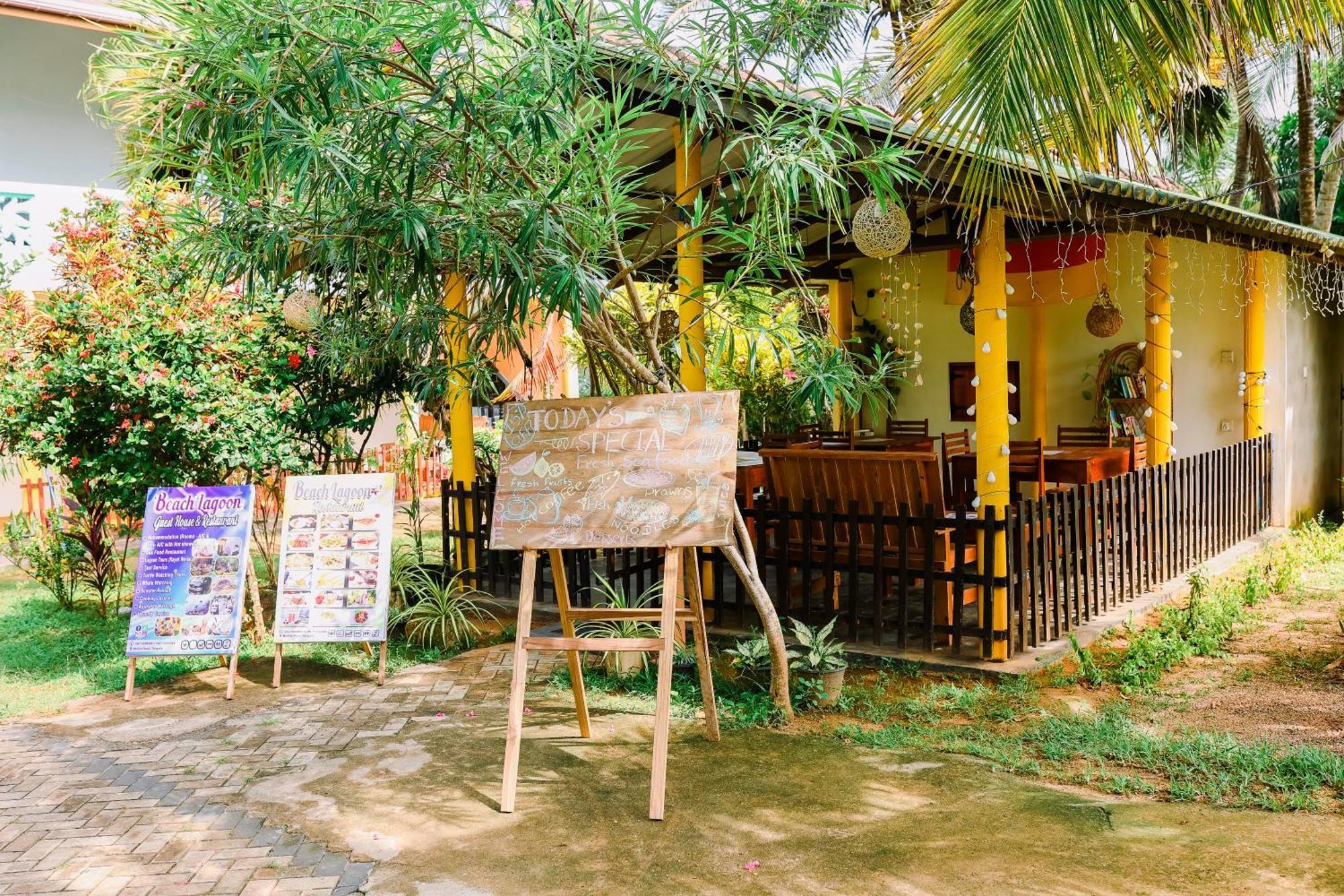 Beach Lagoon Guesthouse 탕갈레 외부 사진