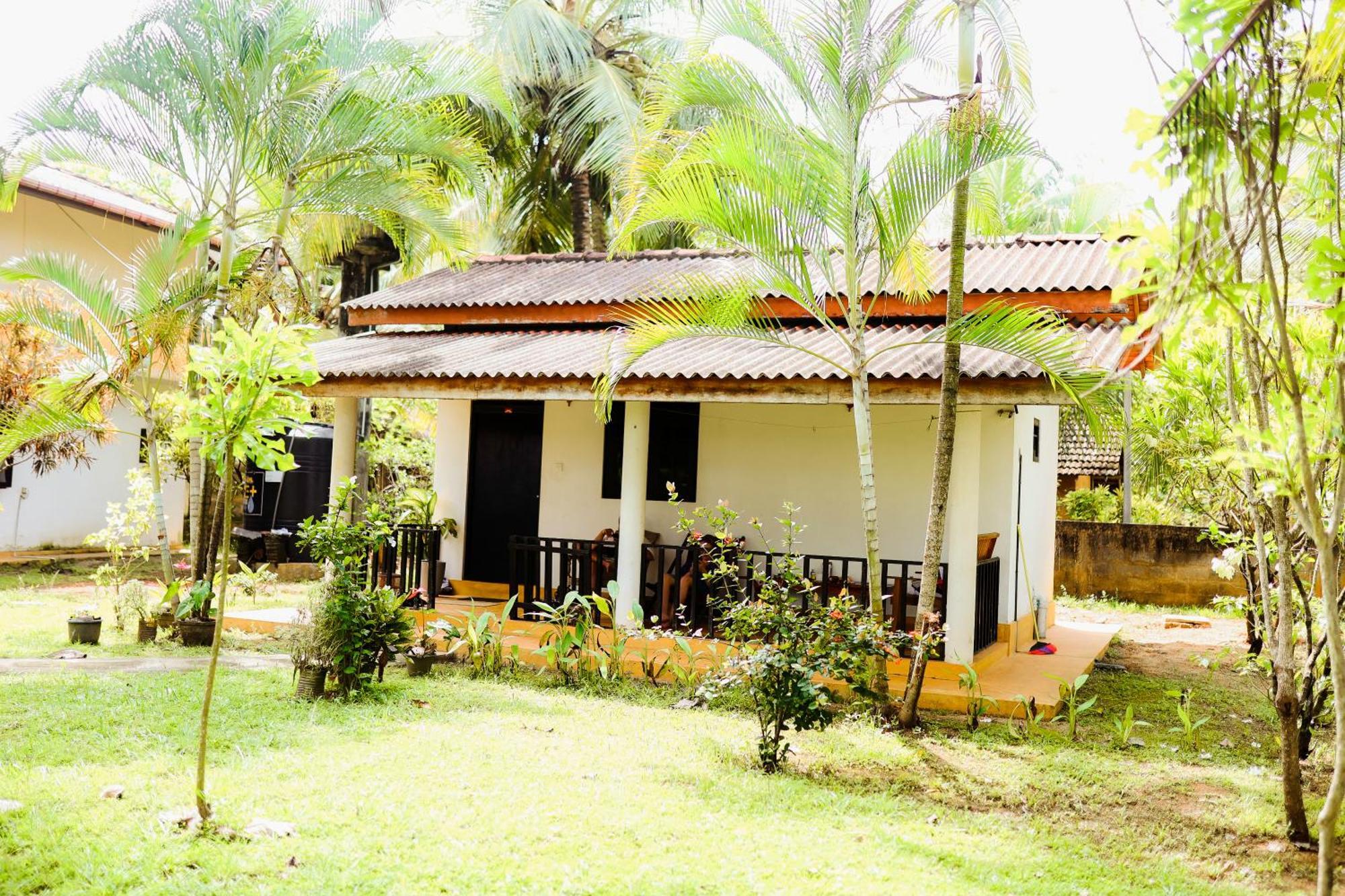 Beach Lagoon Guesthouse 탕갈레 외부 사진
