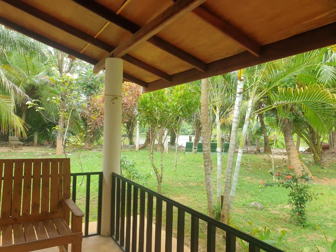 Beach Lagoon Guesthouse 탕갈레 외부 사진