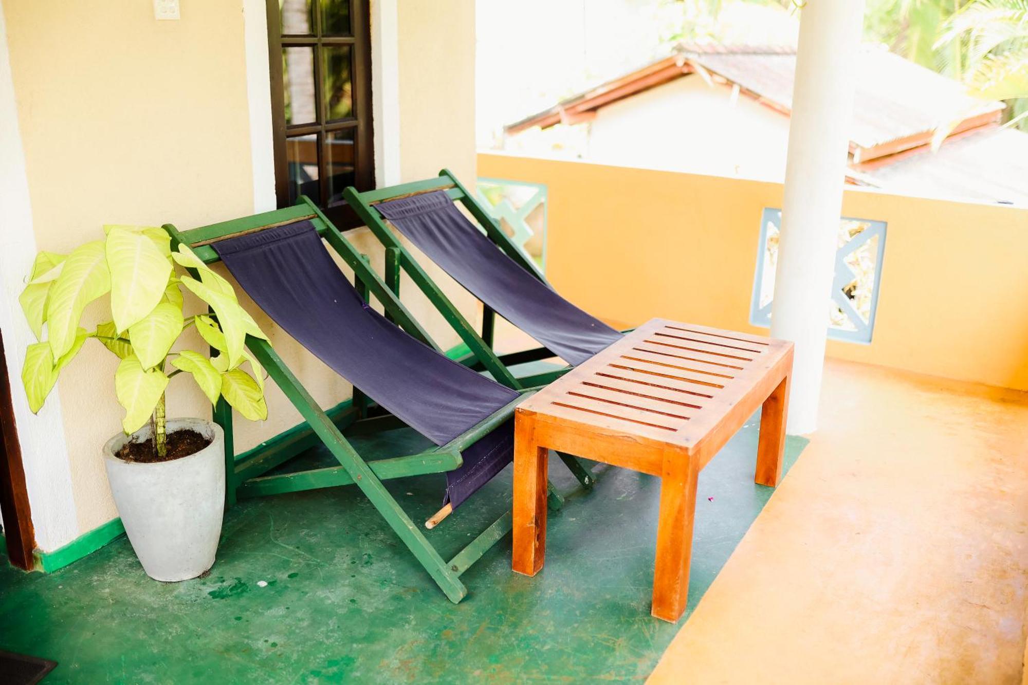 Beach Lagoon Guesthouse 탕갈레 외부 사진
