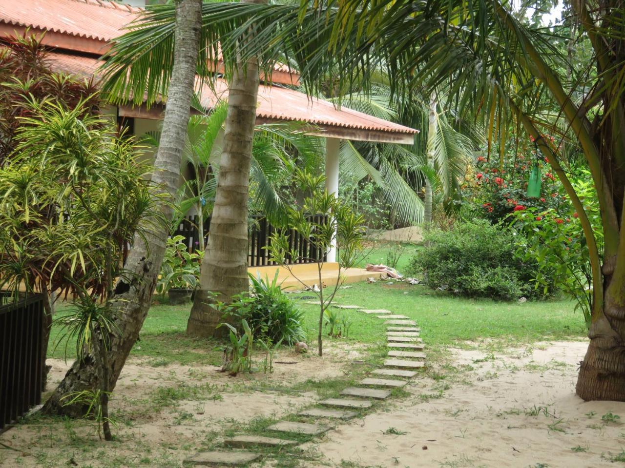 Beach Lagoon Guesthouse 탕갈레 외부 사진