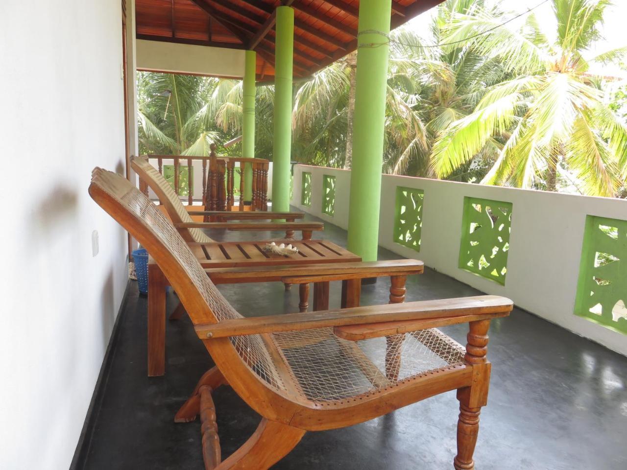 Beach Lagoon Guesthouse 탕갈레 외부 사진